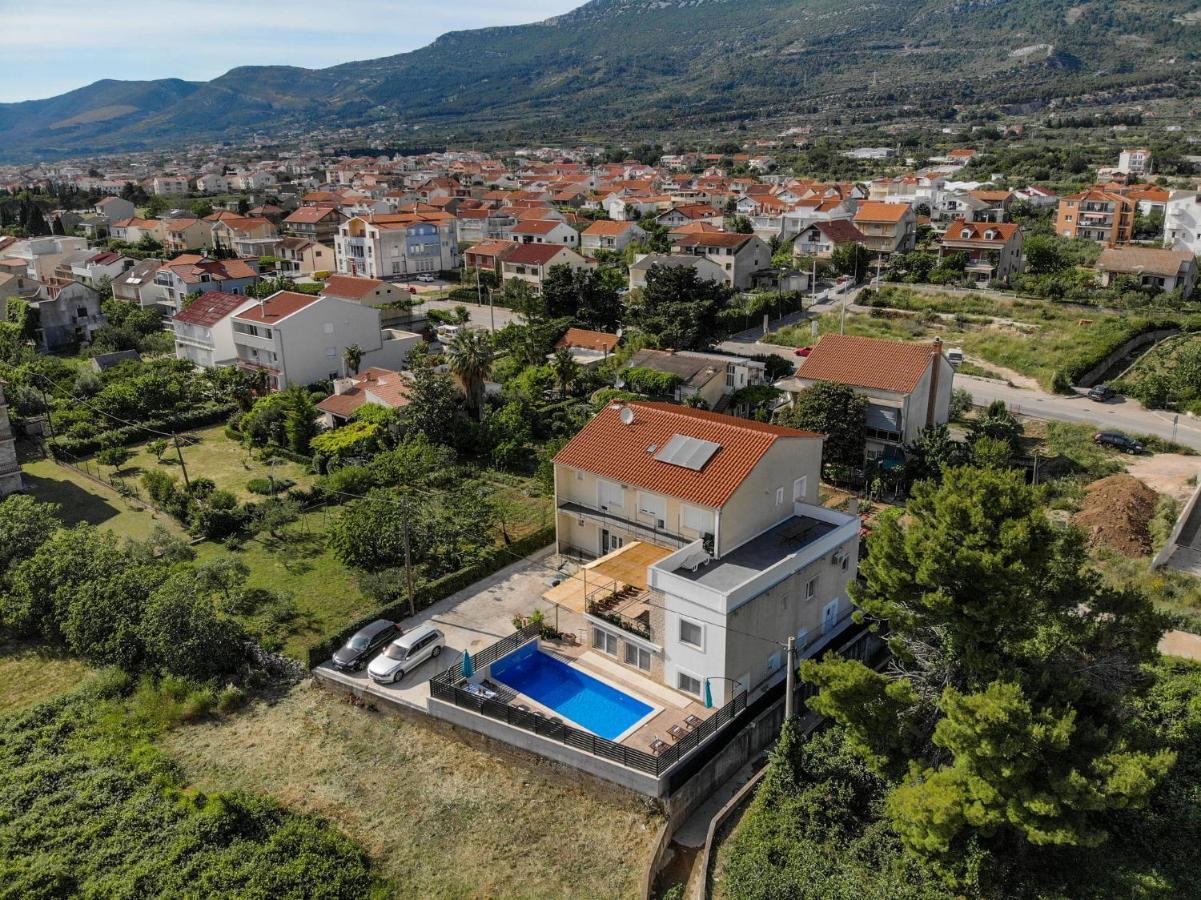 Kaštela Apartmani Jukic מראה חיצוני תמונה